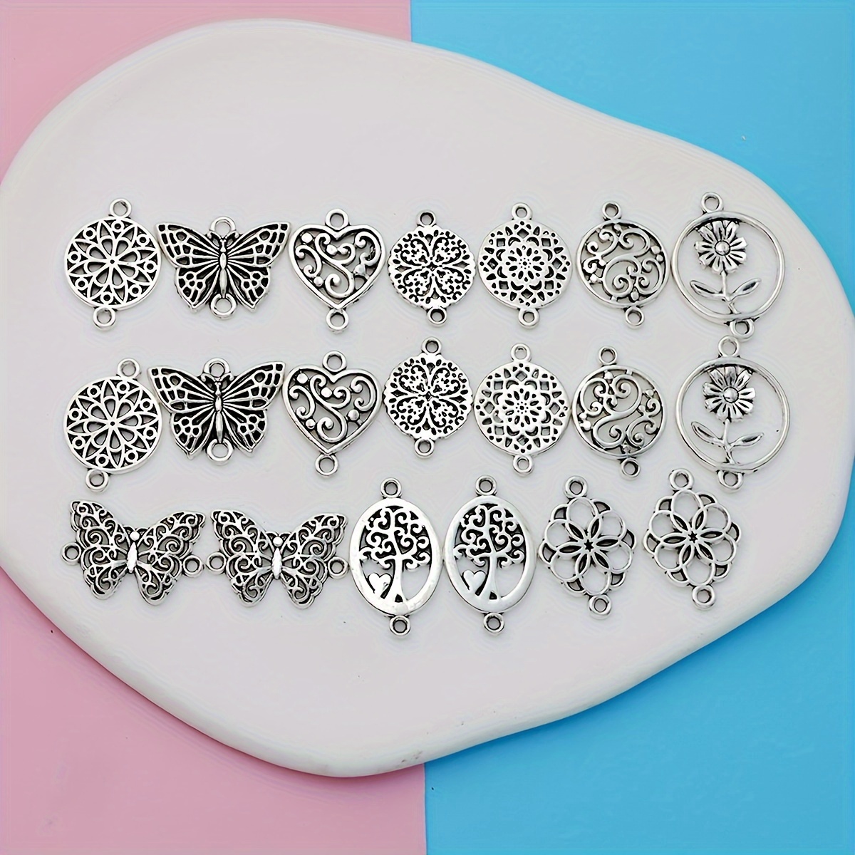 20pcs Antique Silvery-Plated Zinc Alloy Pendants